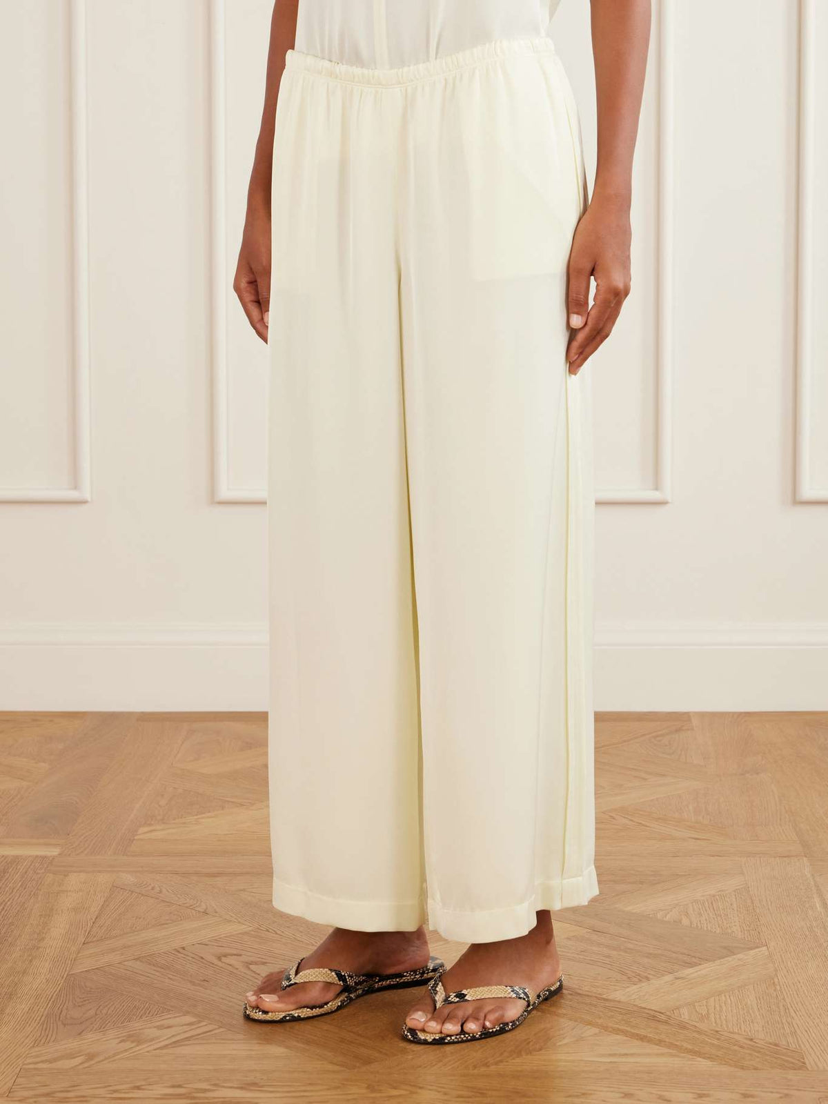 Satin Crepe Pull-Up Pants