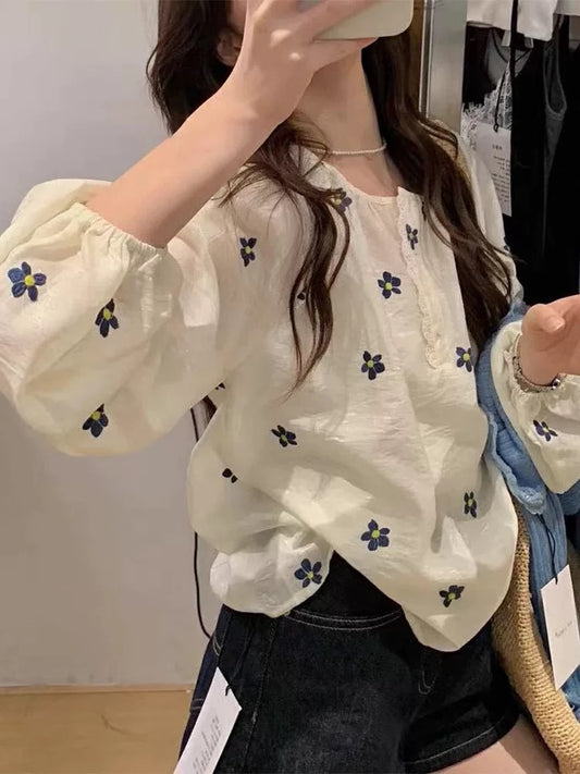 Embroidered Loose Top