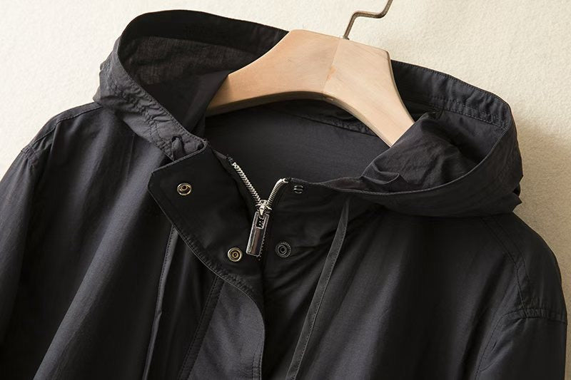 Light-Weight Windbreaker